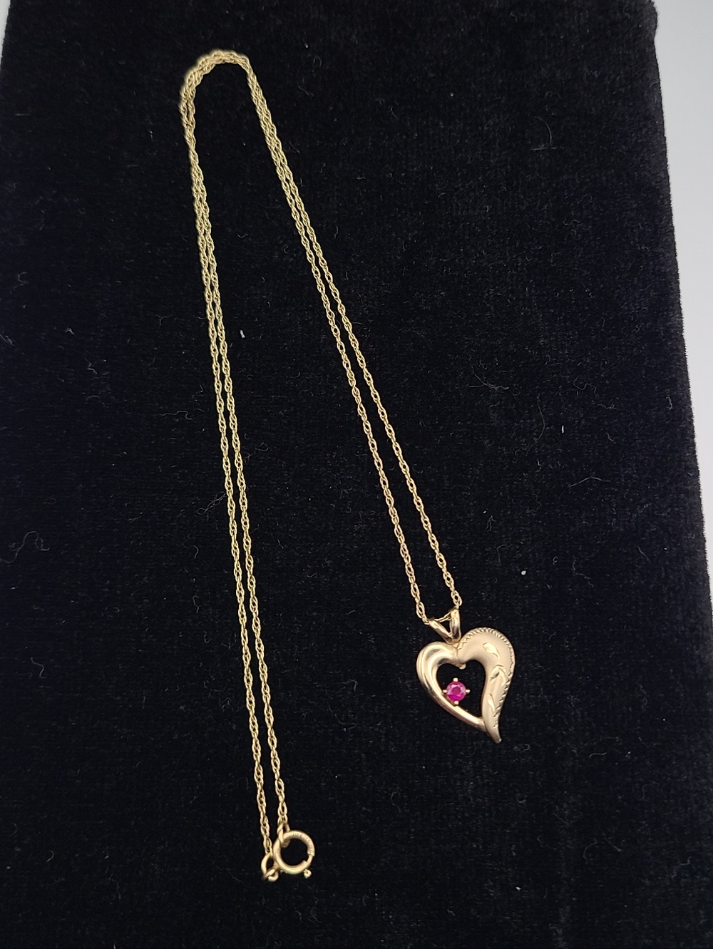 VTG 14KGF Dainty Ruby Heart Pendant Necklace - 18" Chain